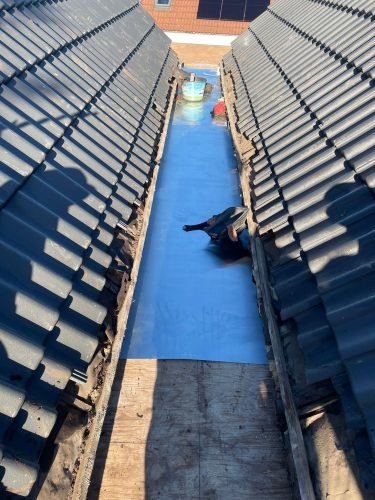 zinken dak repareren